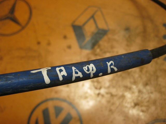 8200263821 RENAULT Задний правый трос ручника купить в Чернигов