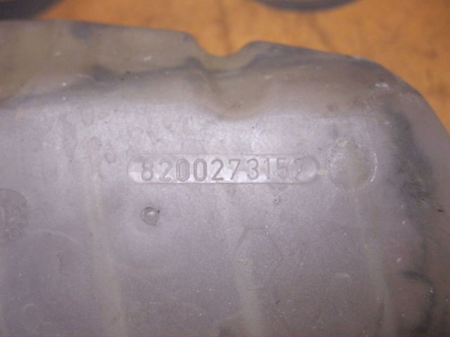 Расширительный бачок охлаждения 8200273157 RENAULT