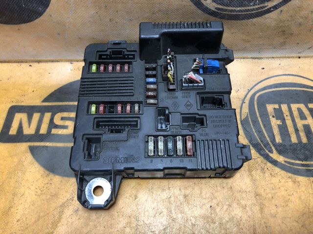 Коробка предохранителей 8200306032C RENAULT