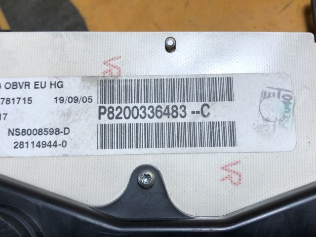 RENAULT 8200336483 Приборная доска (щиток приборов) в наличии Харьков