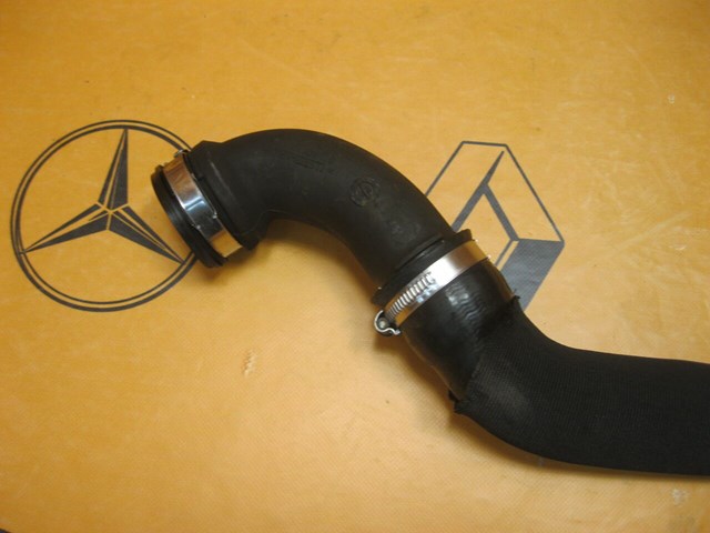 RENAULT 8200351454 Патрубок интеркулера в наличии Тернополь