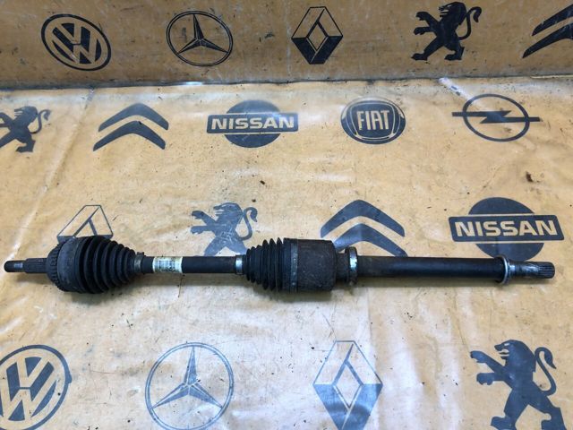 8200362064 RENAULT Правая полуось купить в Ровно