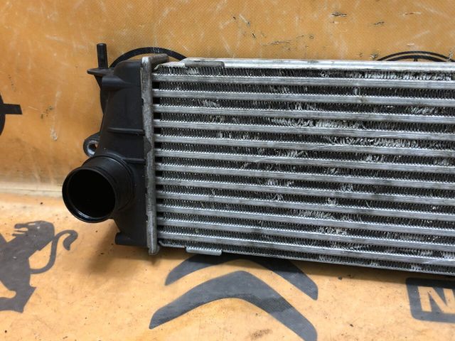 8200411160 RENAULT Радиатор интеркуллера купить в Хмельницкий