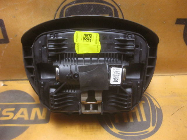Airbag в мультируль 8200414934 RENAULT