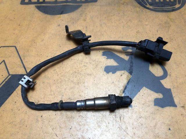 Датчик обедненной смеси 8200420670 RENAULT