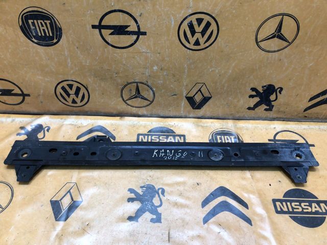 Балка под радиатор нижняя 8200431050 RENAULT