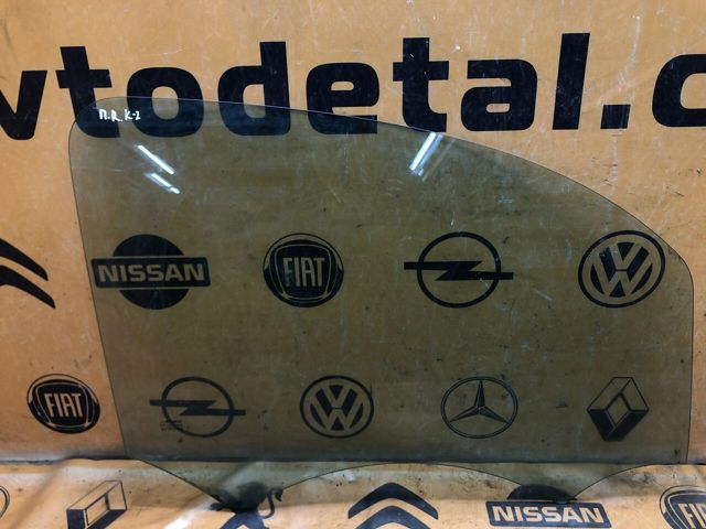 8200439462 RENAULT Стекло двери передней правой купить в Украина