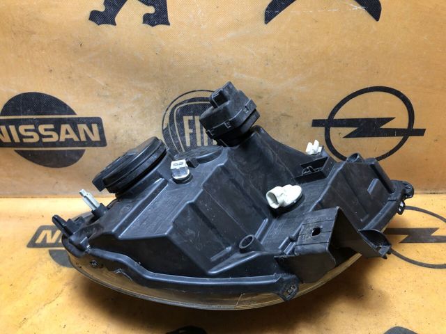 8200444257 RENAULT Левая фара купить в Ровно