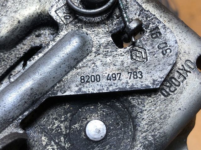 Замок крышки капота 8200497783 RENAULT
