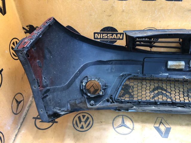 RENAULT 8200526596 Передний бампер в наличии Тернополь