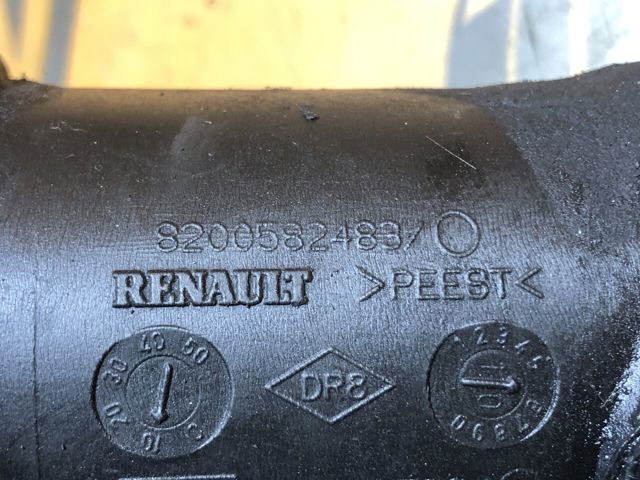 8200582483 RENAULT Шланг (патрубок) интеркуллера купить в Чернигов