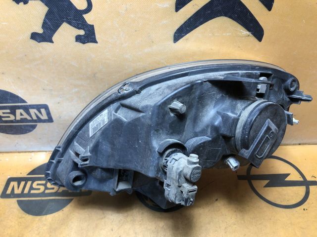 8200589033 RENAULT Фара правая купить в Николаев