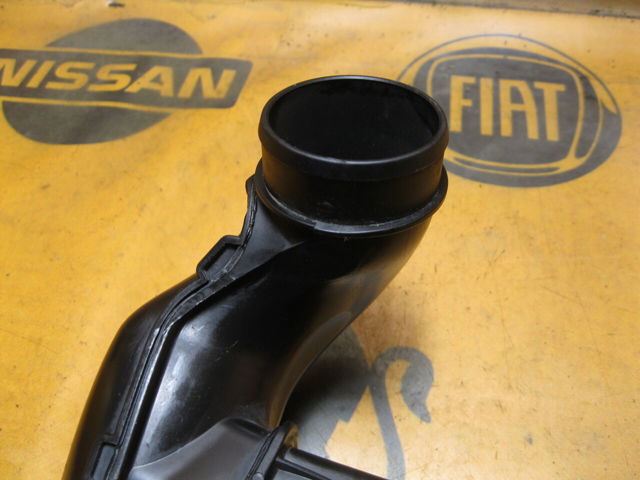 Воздухозаборник 8200612287 RENAULT