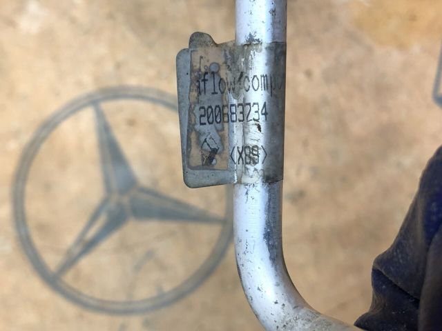 8200683734 RENAULT Шланг кондиционера, от радиатора к испарителю купить в Киев