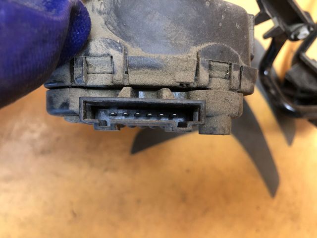 8200699691 RENAULT Датчик положения педали акселератора (газа) купить в Ужгород