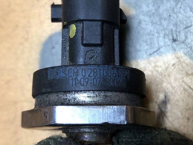 8200703127 RENAULT Датчик давления топлива купить в Винница