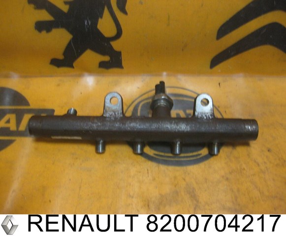 RENAULT 8200704217 Распределитель топлива (рампа) в наличии Запорожье