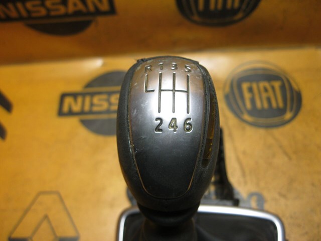 RENAULT 8200743573 Кулиса переключения передач в наличии Полтава