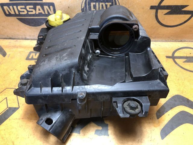 8200760899 RENAULT Корпус воздушного фильтра купить в Одесса