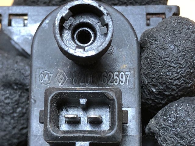 Клапан соленоид регулирования заслонки EGR 8200762597 RENAULT
