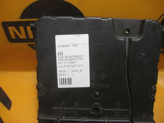 RENAULT 8200780021 Блок предохранителей в наличии Хмельницкий