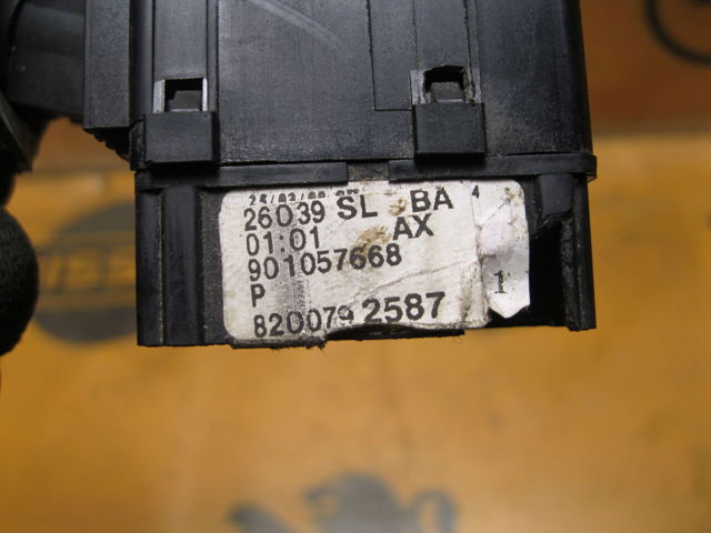 8200792587 RENAULT Левый подрулевой переключатель купить в Черкассы