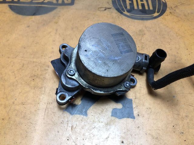 RENAULT 8200796080 Насос вакуумный в наличии Одесса