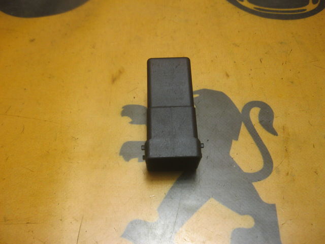 Реле свечей накала Рено Трафик 3 ⚙️ - Покупка запчастей и сравнение цен ...