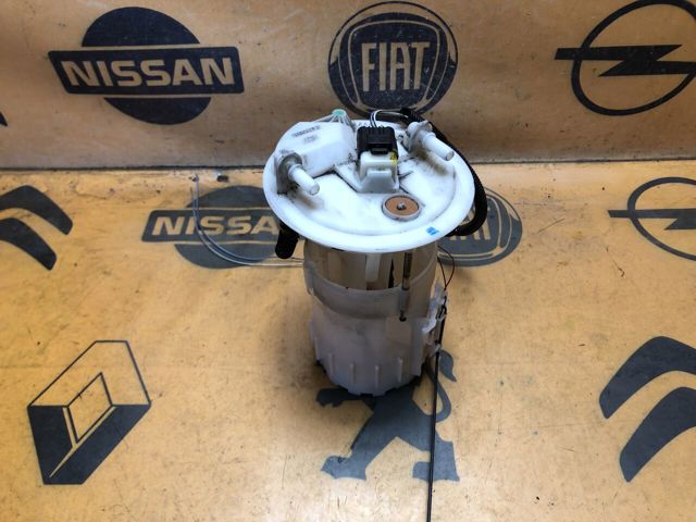 Насос погружной в баке 8200889199 RENAULT