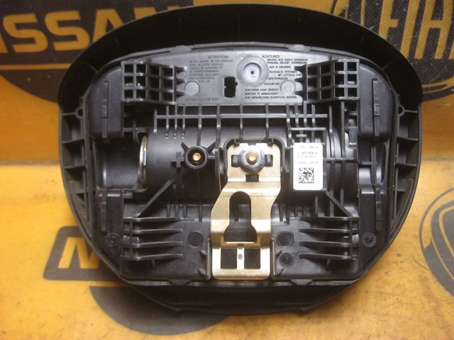 Подушка в руле 8200893585 RENAULT