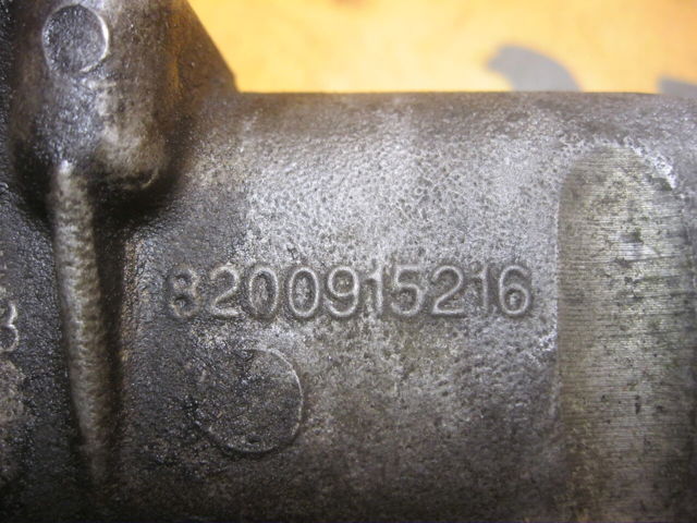 RENAULT 8200915216 Коллектор впускной в наличии Ужгород