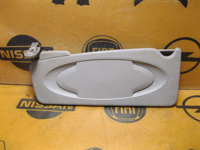 Козырек противосолнечный 8200924099 RENAULT