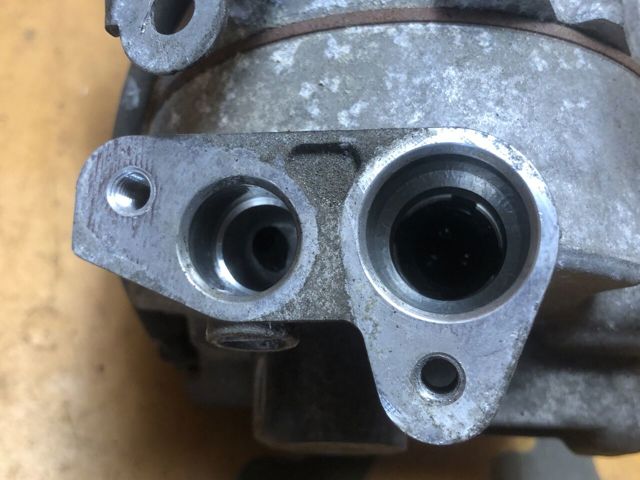 RENAULT 8200958328 Компрессор кондиционера в наличии Павлоград