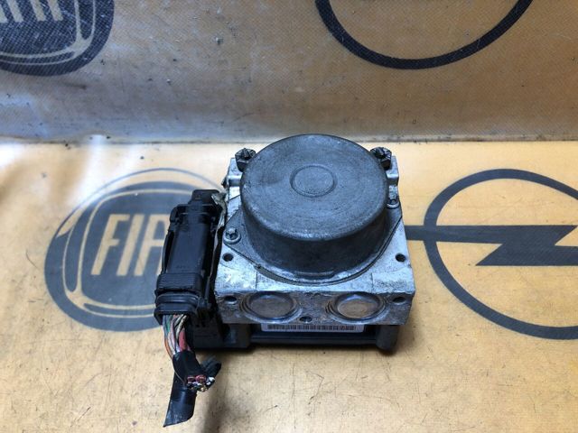 ЭБУ ABS 8201011838 RENAULT