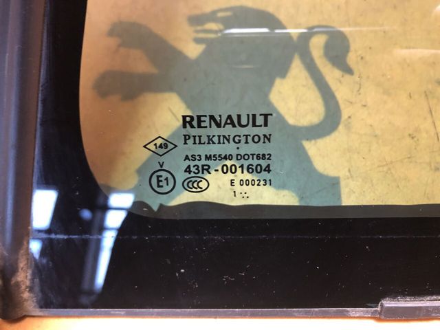 822200002R RENAULT Стекло-форточка двери задней правой купить в Полтава