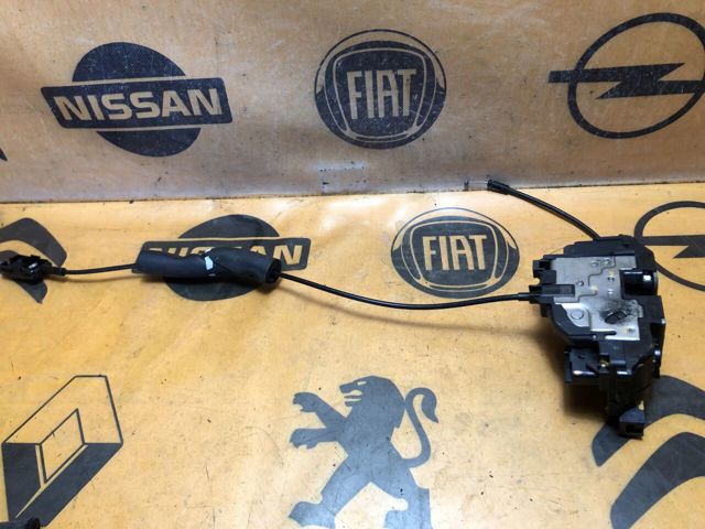 RENAULT 825020033R Замок двери задней правой в наличии Черкассы