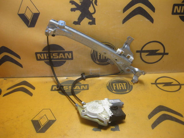 Стеклоподъемник задней левой двери 827210008R RENAULT