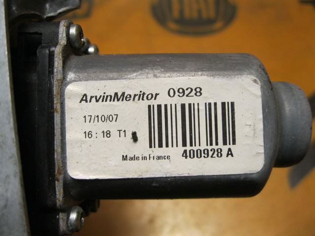 827219U11B NISSAN Механизм стеклоподъемника двери задней левой купить в Черновцы