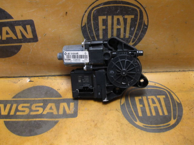Привод электростеклоподъемника задний 827310166R RENAULT