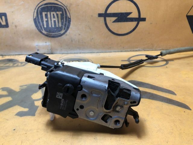 828405 PEUGEOT Замок двери передней правой купить в Харьков