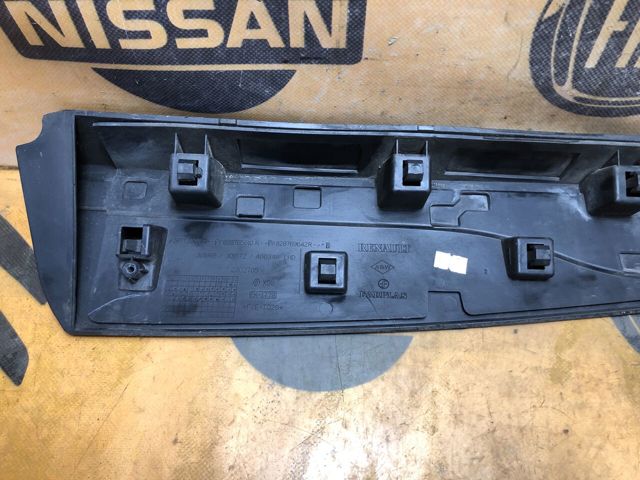 828772096R RENAULT Молдинг задней левой двери купить в Винница