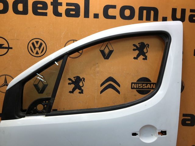 PEUGEOT 9002Z3 Дверь передняя левая в наличии Ужгород