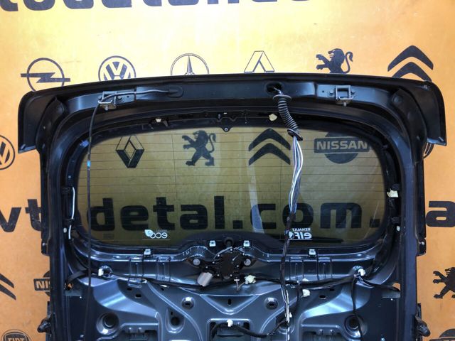 RENAULT 901001385R Крышка багажника в наличии Ирпень
