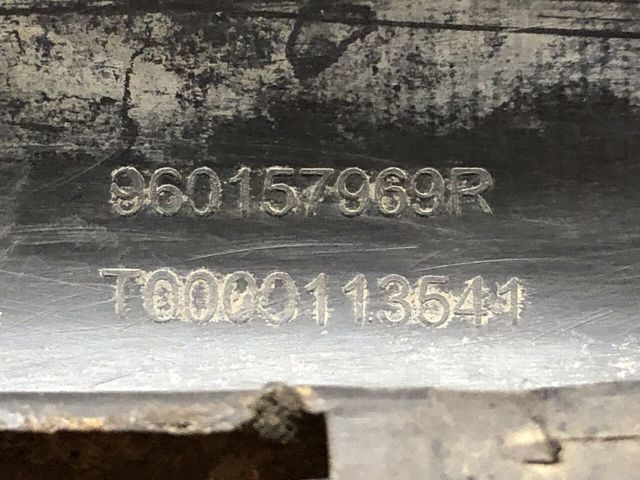 RENAULT 960157969R Спойлер переднего бампера в наличии Украина