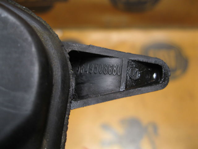 PEUGEOT 9649508680 в наличии Днепр