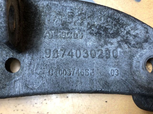 PEUGEOT 9674030280 в наличии Киев