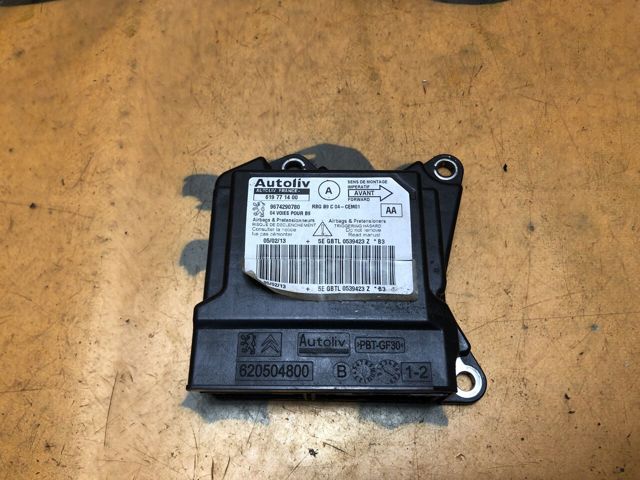 Блок управления airbag 9674290780 PEUGEOT