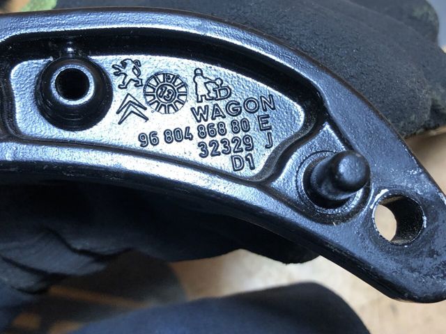 PEUGEOT 9680486880 Ролик двери боковой (сдвижной) левый верхний в наличии Черновцы