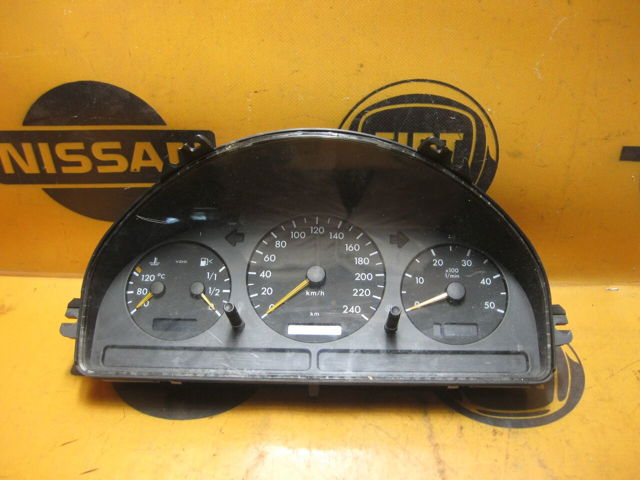Щиток приборов A1635407611 MERCEDES