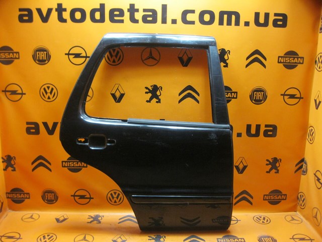 Дверь задняя, правая A1637301605 MERCEDES